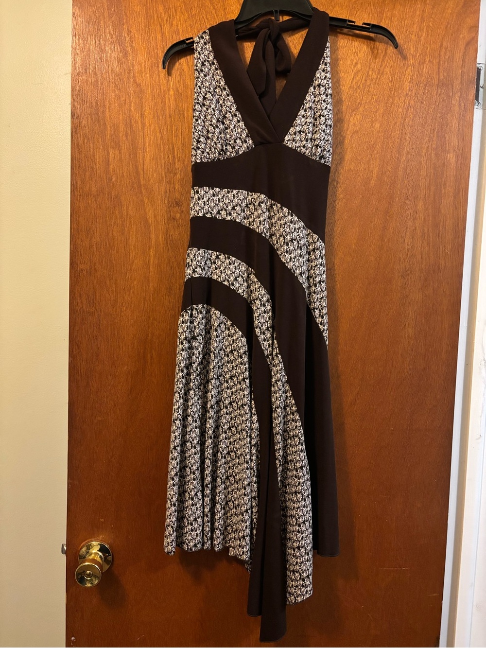 Love Tease Medium Junior Brown Patterned Halter Dress